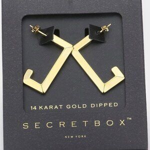 14K GOLD RECTANGLE HOOP EARRINGS